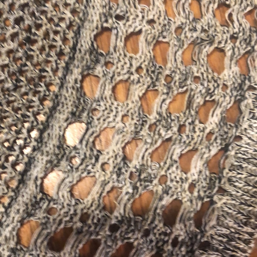 NEW DIRECTION TUNIC - Picture 2 of 4